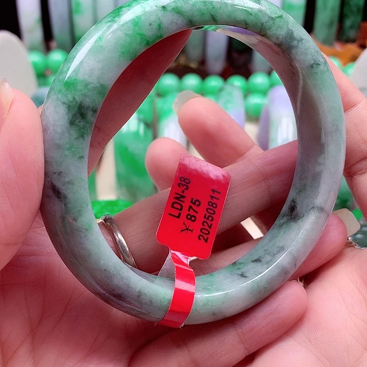 未镶嵌手镯翡翠翡翠