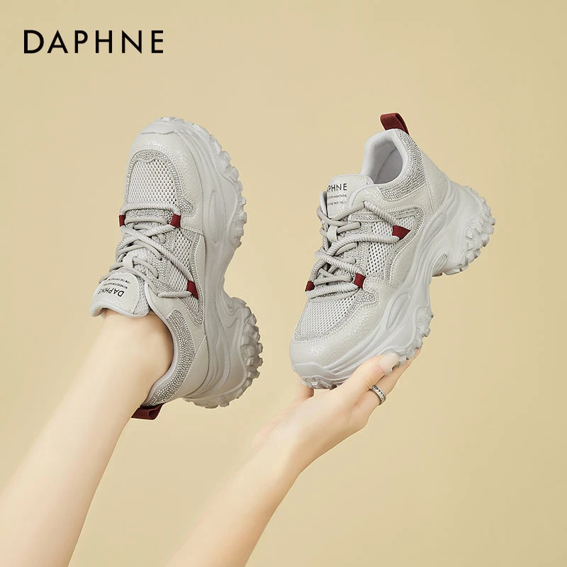 达芙妮超好看显脚小老爹鞋女厚底2025年新款夏季网面透气运动鞋子