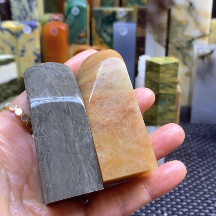 云南石盾*青田石印章石