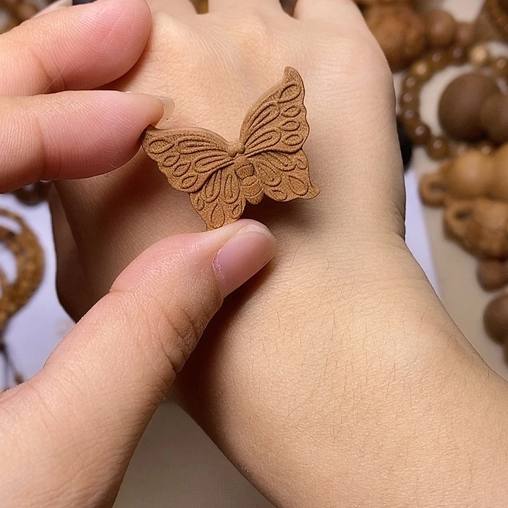 檀香木手串/手链老山檀香雕刻蝴蝶吊坠