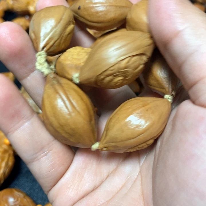 L***L手串/手链橄榄核橄榄2.1美女