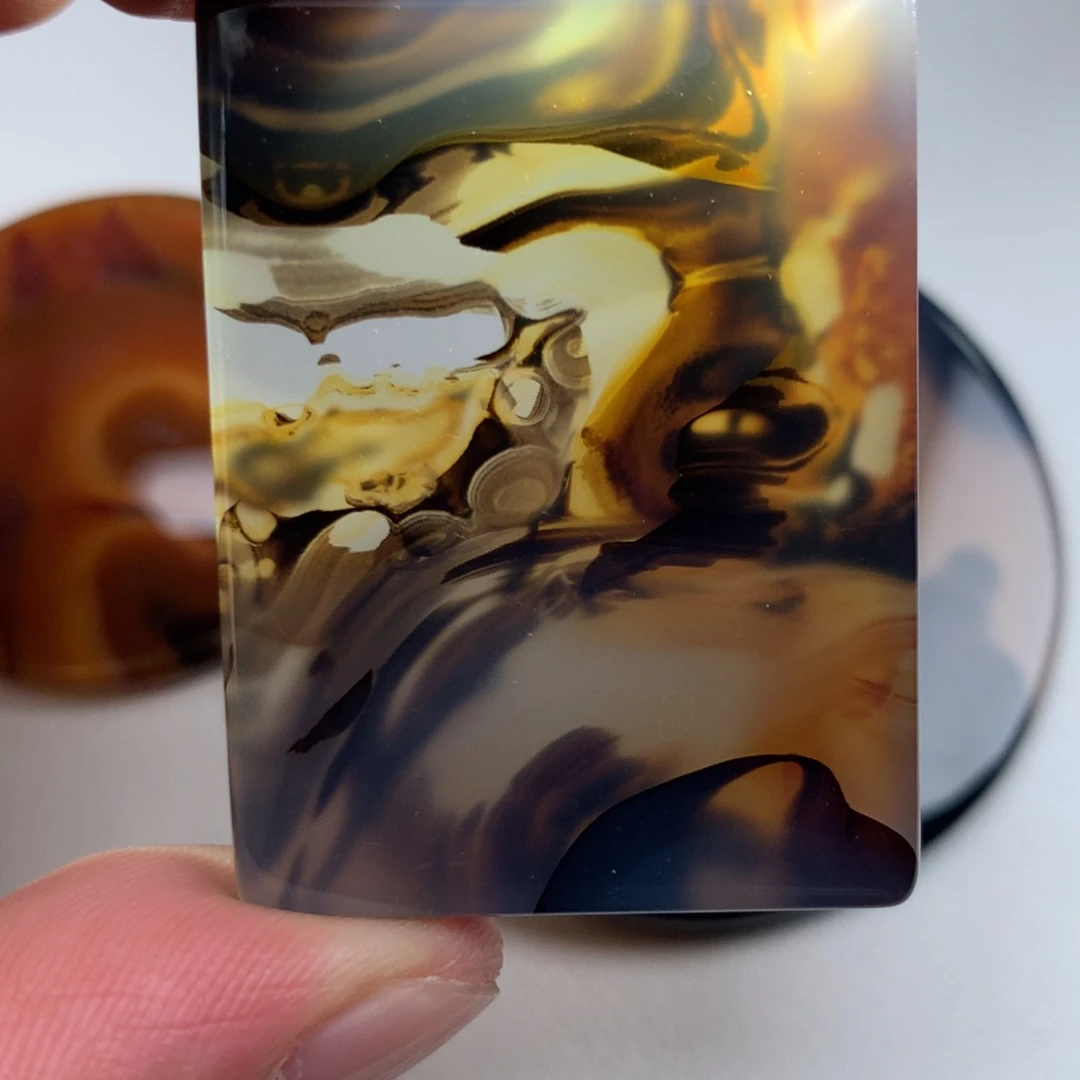 玛瑙/玉髓颈饰未镶嵌明**影