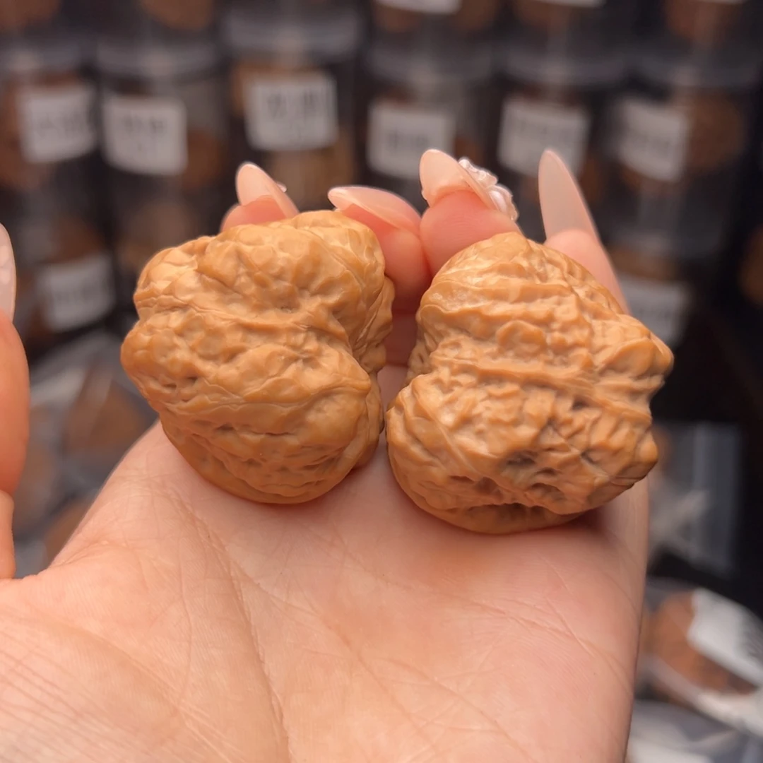 文玩核桃吊坠铮蛤蟆头