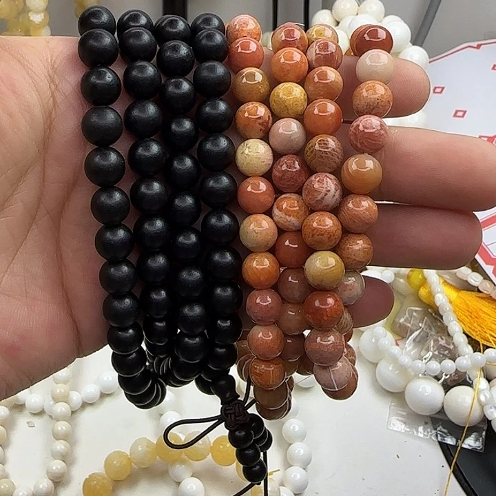 大果紫檀（缅甸花梨）珊瑚玉0.8脖挂