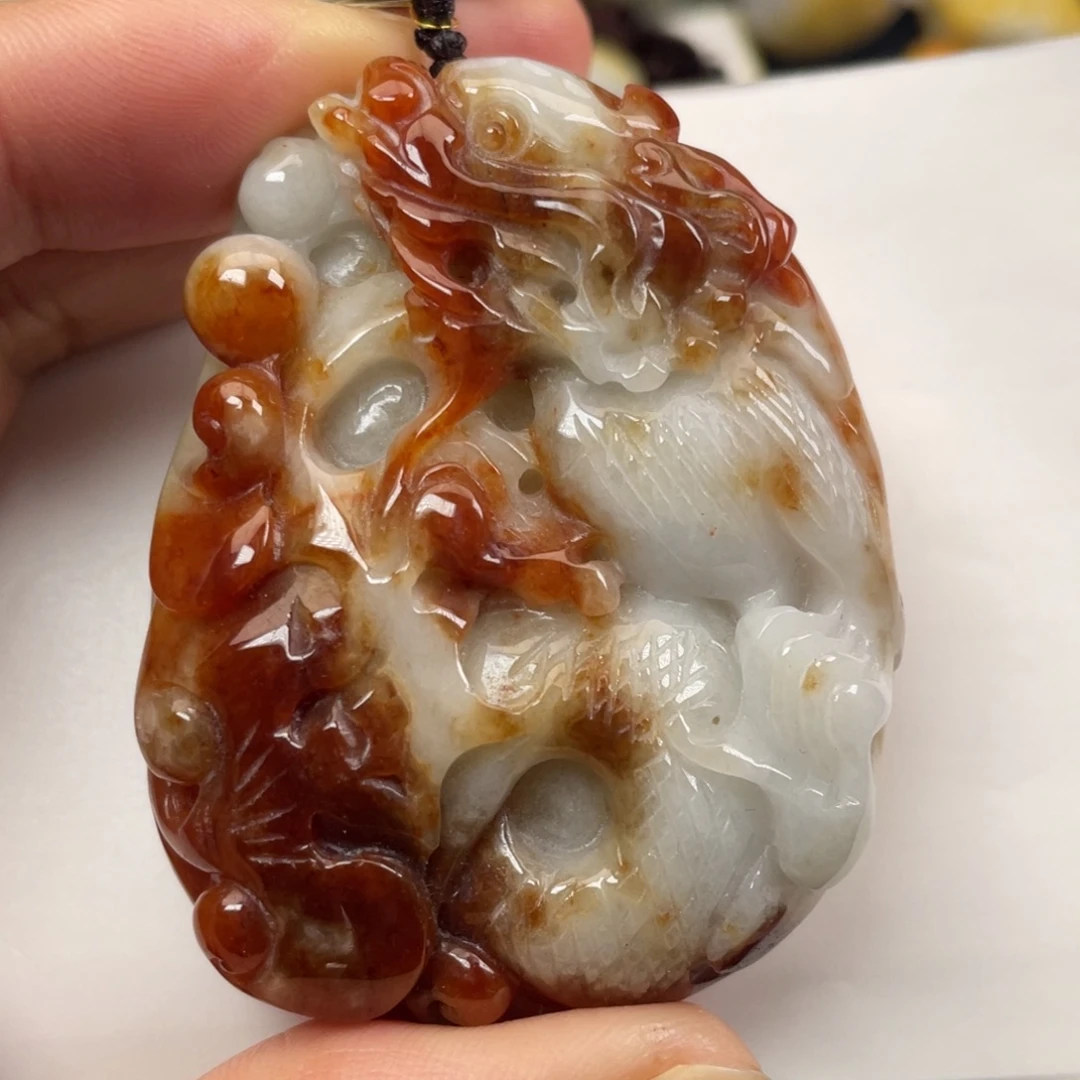 翡翠未镶嵌颈饰翡翠龙牌