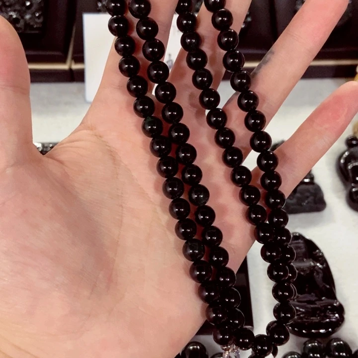 身***道翡翠未镶嵌颈饰翡翠