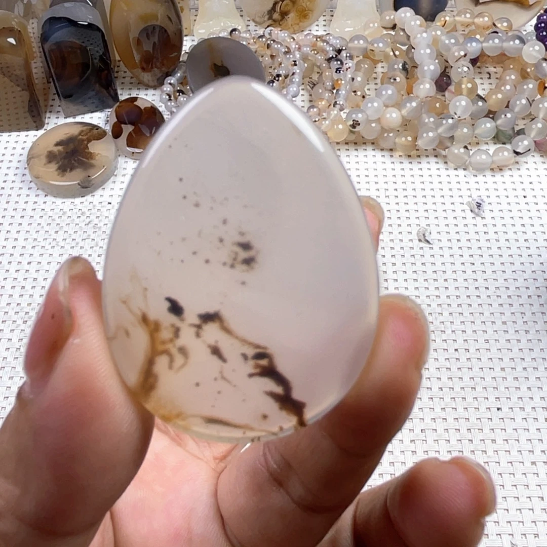 玛瑙/玉髓未镶嵌颈饰