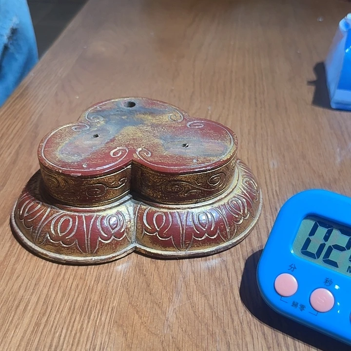 楠木木雕佛座一个