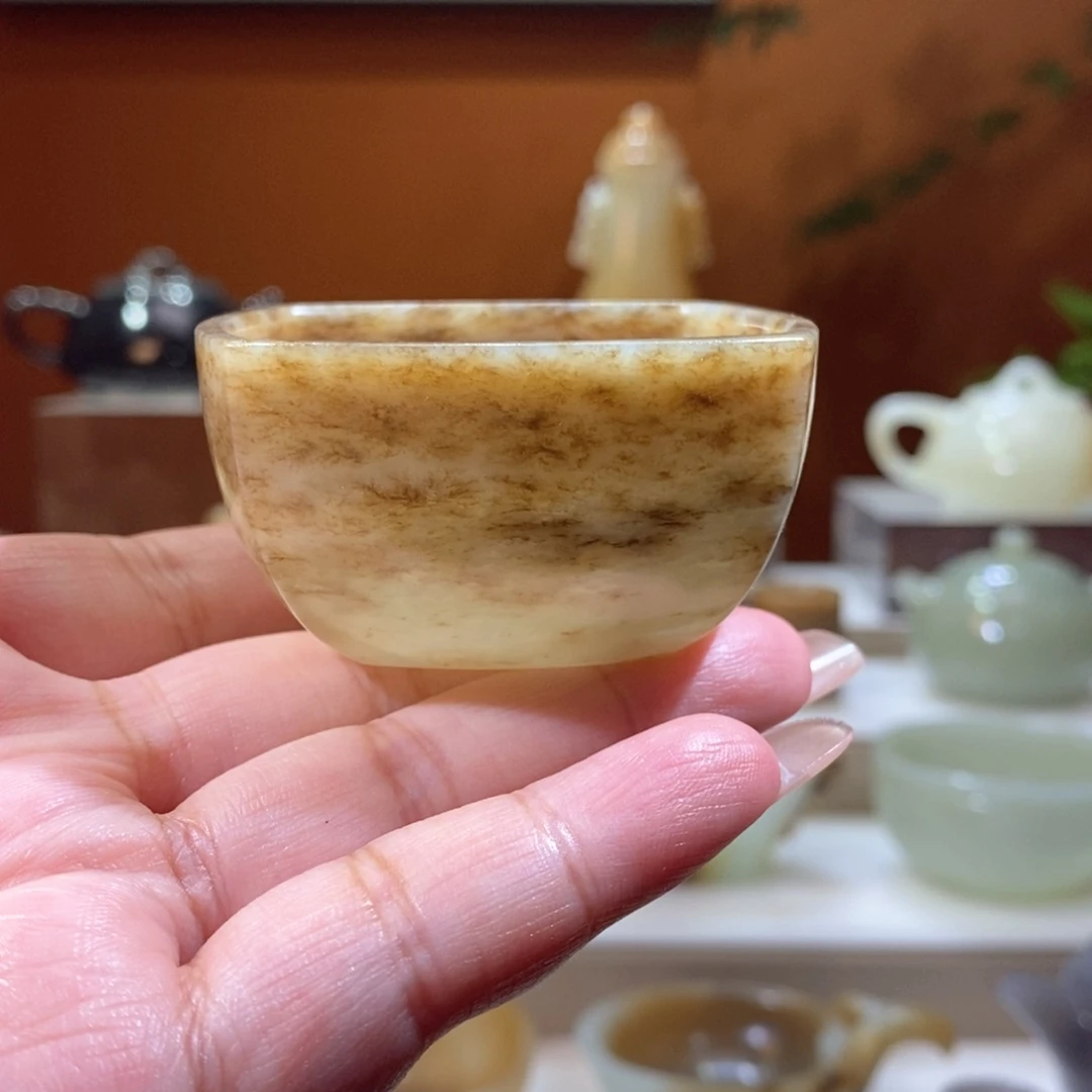 和田玉未镶嵌摆件且末糖白草花四方杯福利
