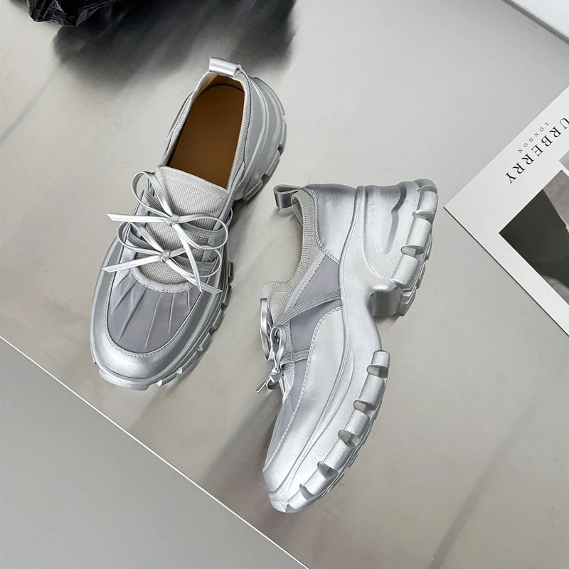 7.5cm真皮复古风圆头厚底松糕鞋女2025年新款百搭增高休闲运动鞋