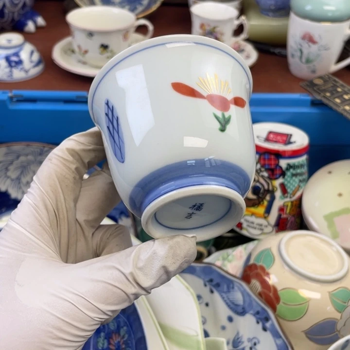 他家瓷器真美…开播了