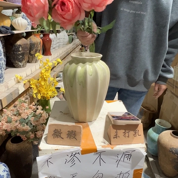 陶瓷景德镇陶瓷花瓶厂家瑕疵