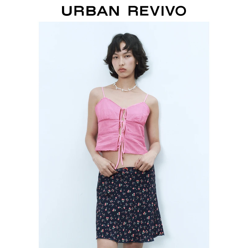 UR2025春季新款女装欧若风少女风拼接蕾丝系带V领吊带UYL250026