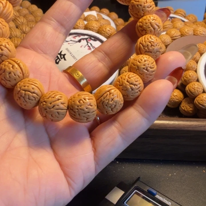 乄***n精品文玩野生肠纹