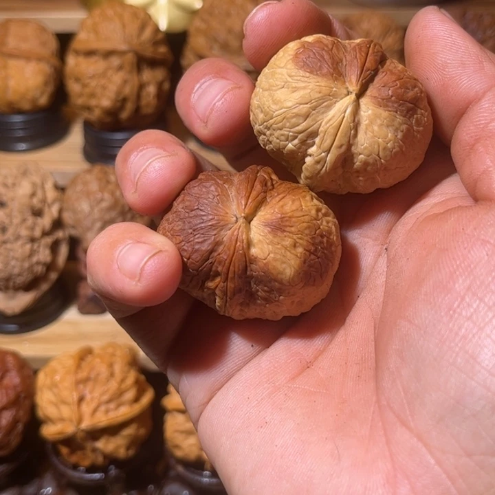 文玩核桃吊坠滇西69