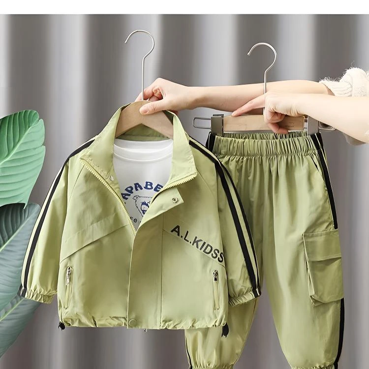 春装外套中小童套装2025新款运动装新款工装帅气休闲两件套童装