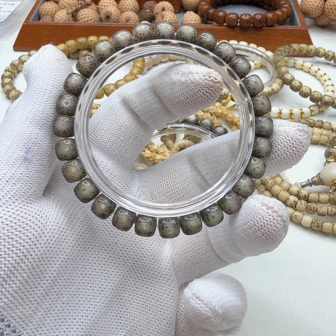 星月菩提手串37梵天果冻大眼睛针尖星8左右单圈一物一图