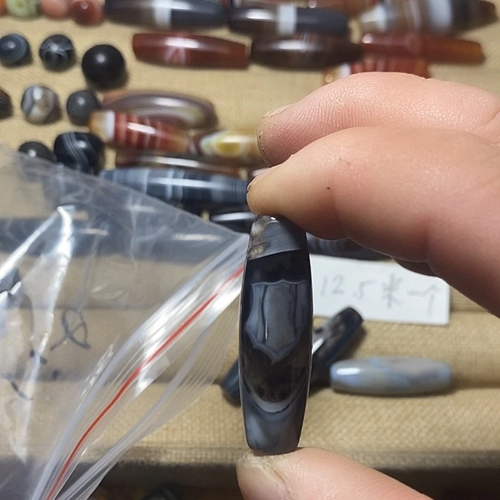 l****玛瑙/玉髓合金颈饰