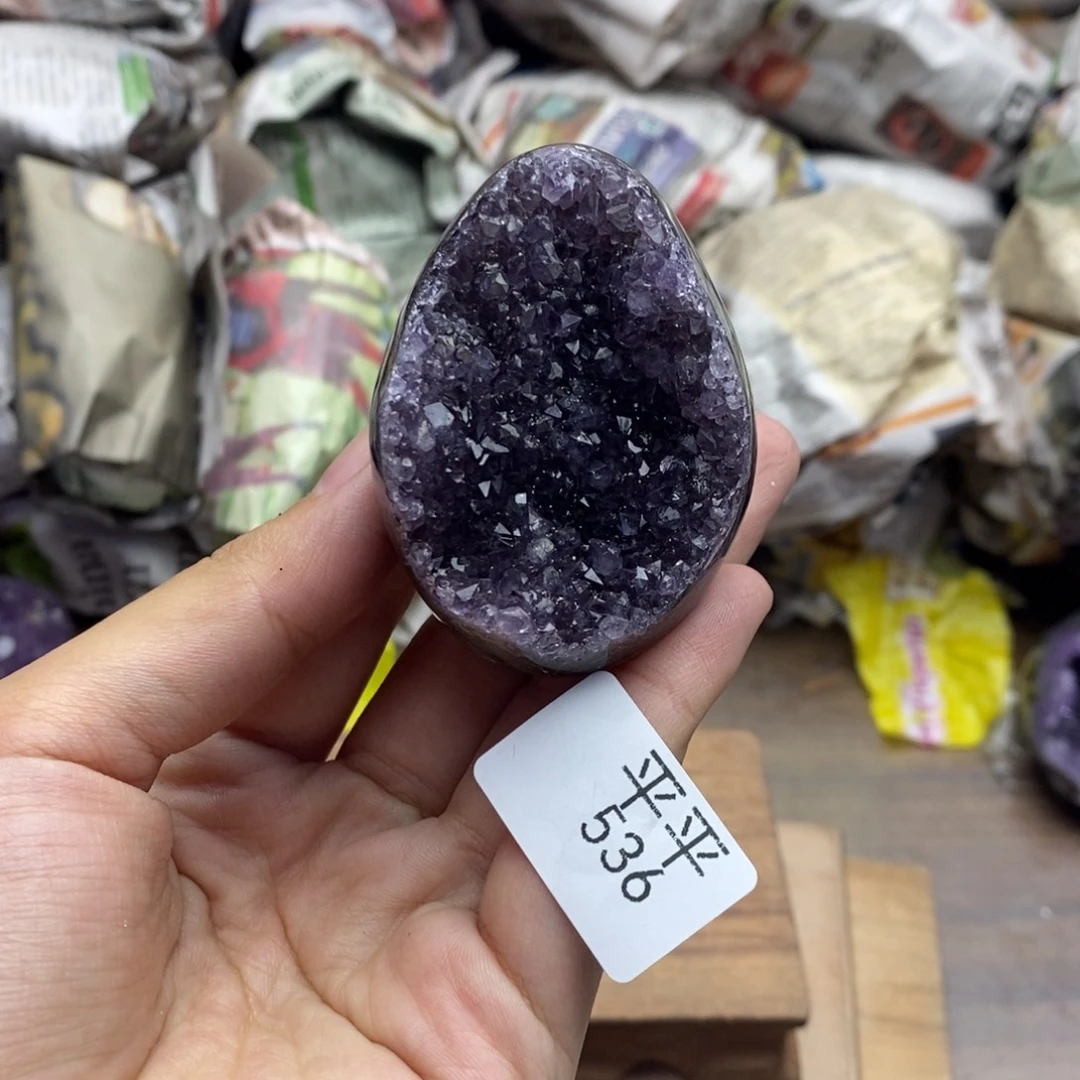 紫晶未镶嵌大型摆件（非配饰）
