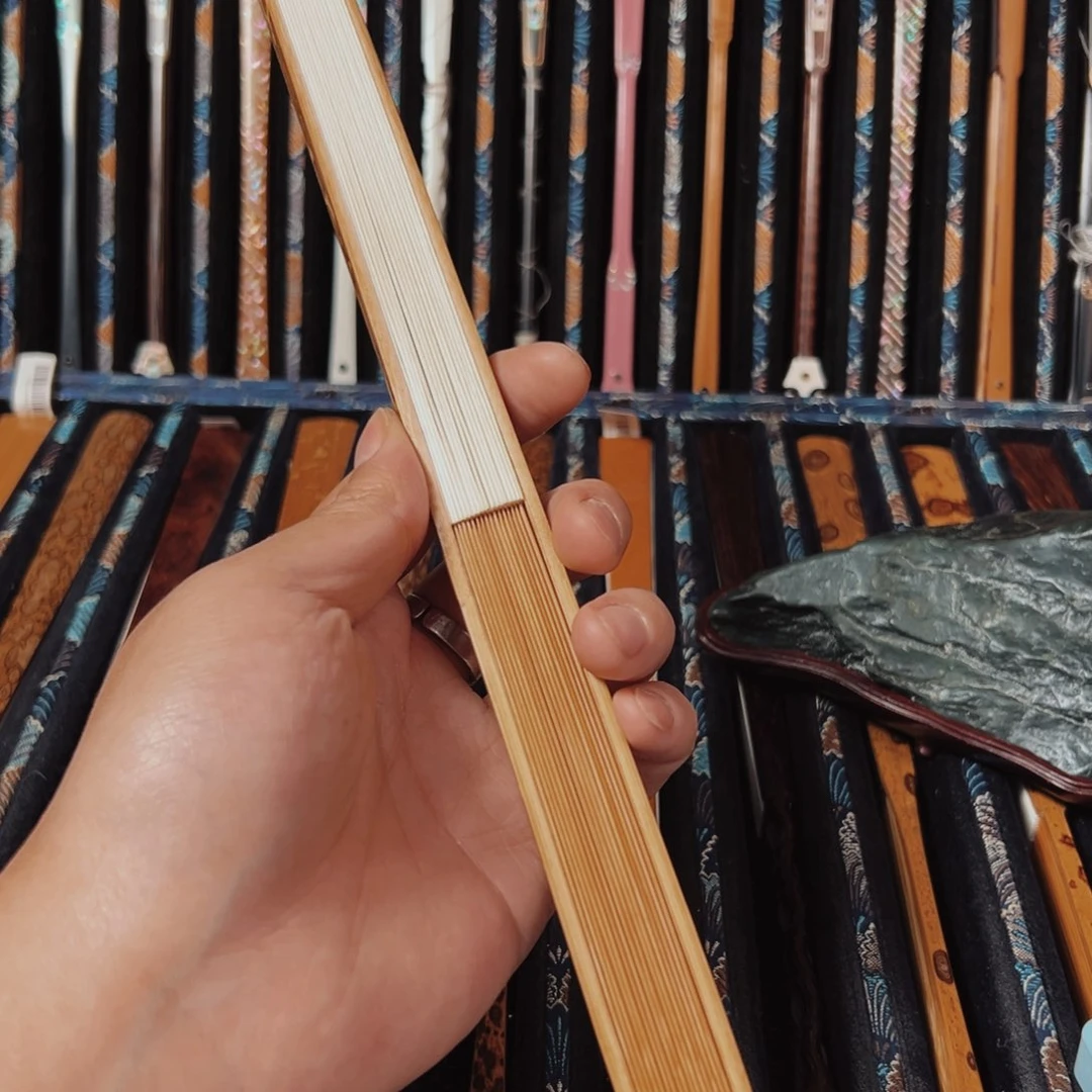 扇子苏工折扇 工艺精湛