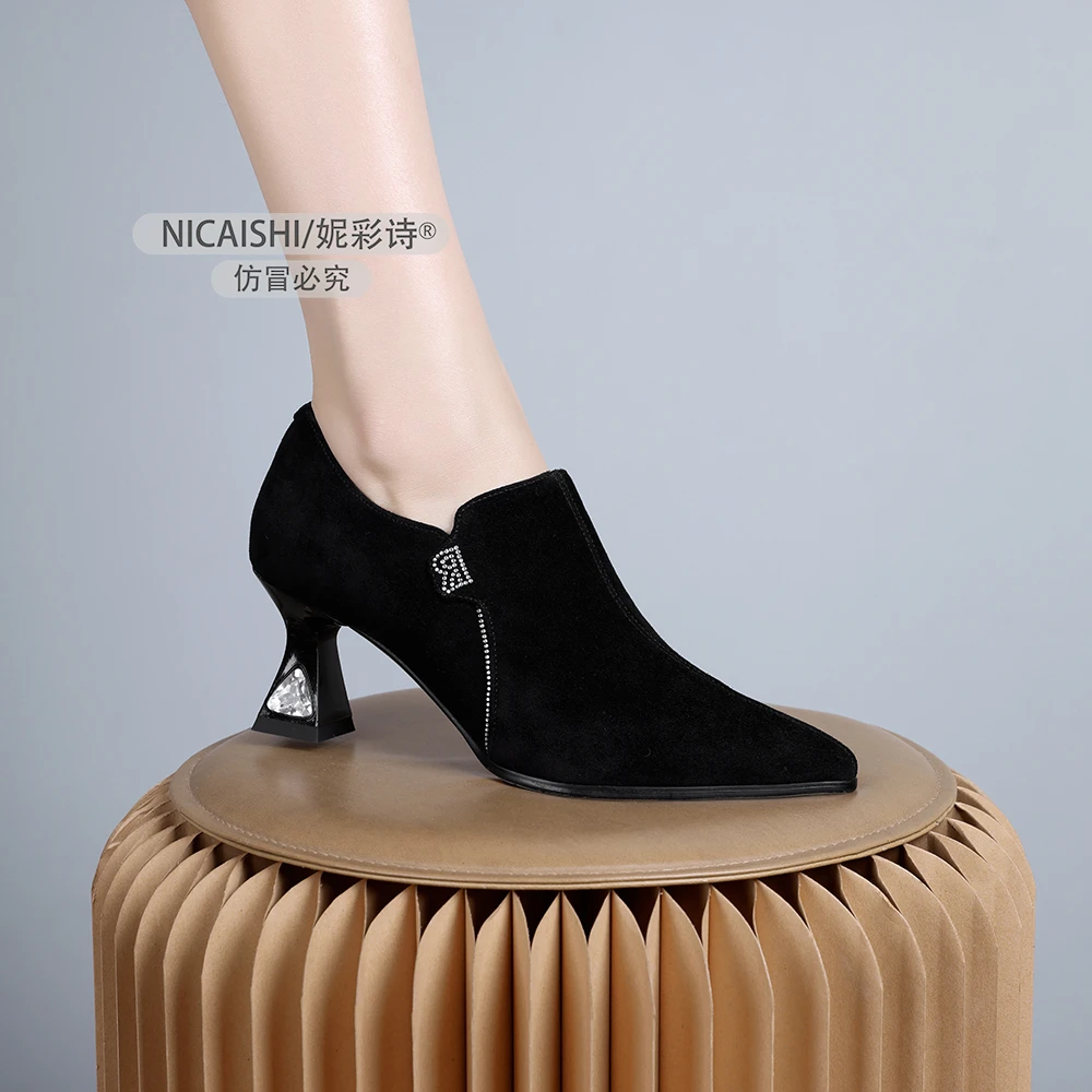 2025年新款欧美气质中跟鞋时尚配旗袍裙子女尖头深口绒面单鞋1058