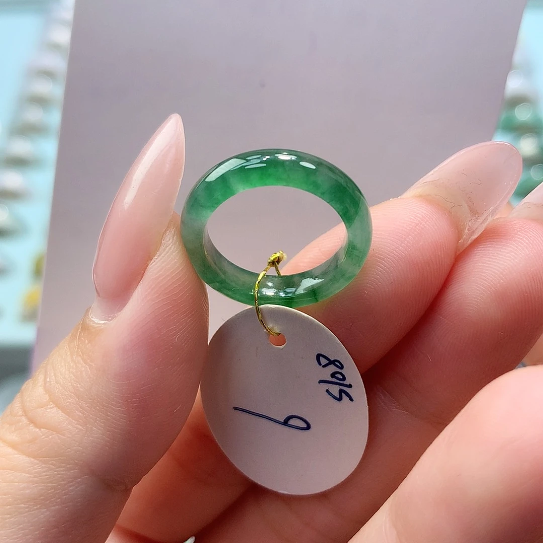 未镶嵌戒指翡翠6圈