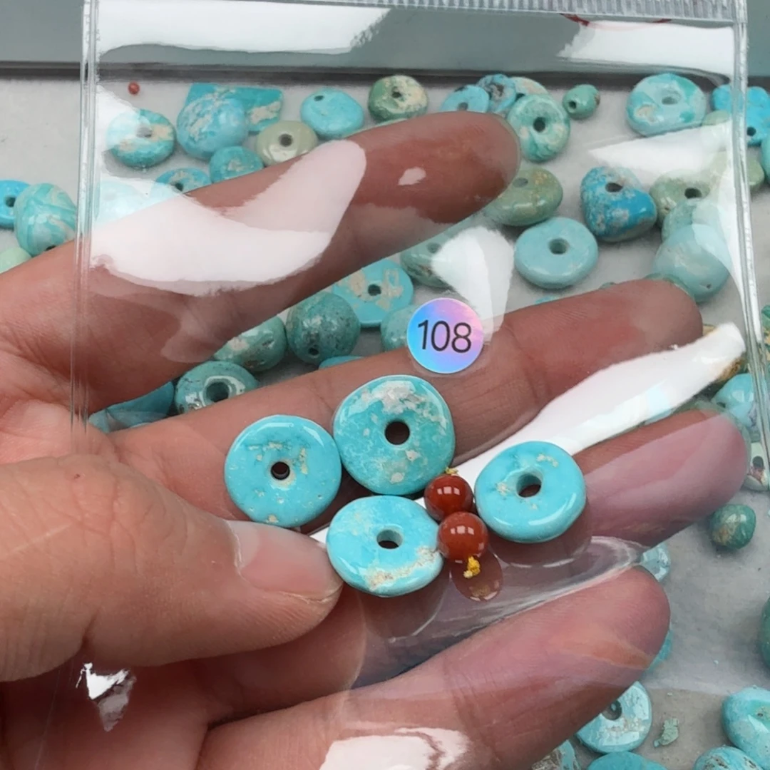 南红玛瑙未镶嵌珠宝奇石