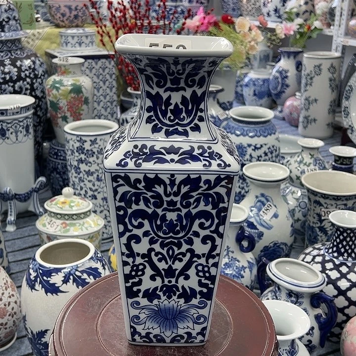 摆件青花瓷居家摆件，花瓶