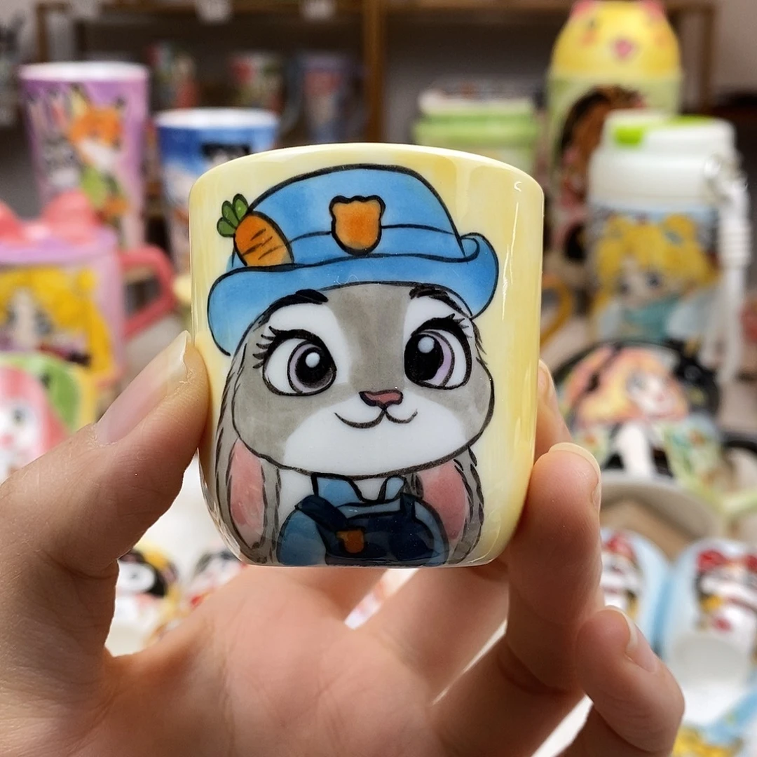 瓷片董董文创手绘陶瓷