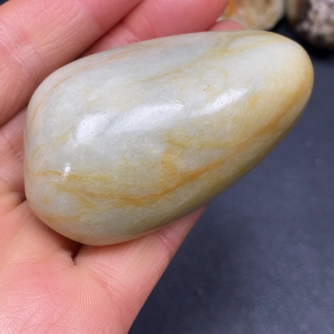 和田玉未镶嵌珠宝奇石