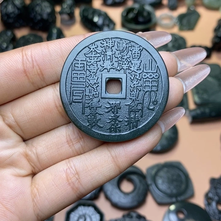 和田玉（青玉）颈饰未镶嵌