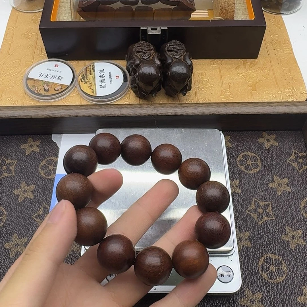 沉香沉香香囊菩萨