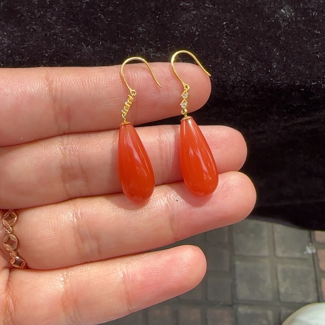 香****18K金镶嵌耳钩南红玛瑙