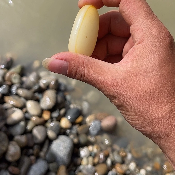 未镶嵌和田玉（糖玉）珠宝奇石