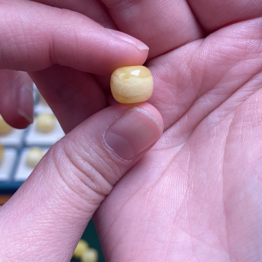 蜜蜡未镶嵌珠宝奇石10.1✖️8.7