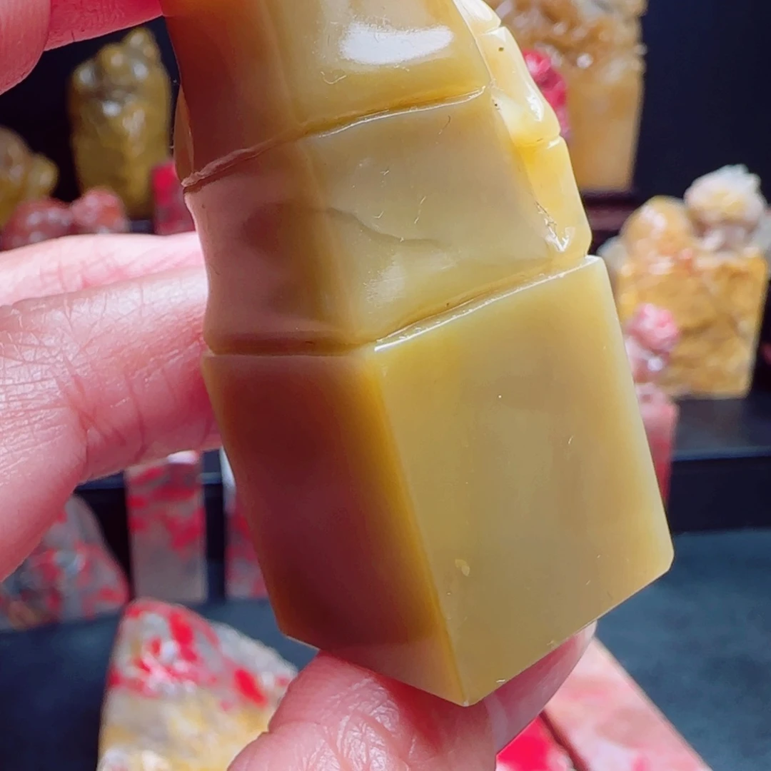 昌化石昌化田黄石