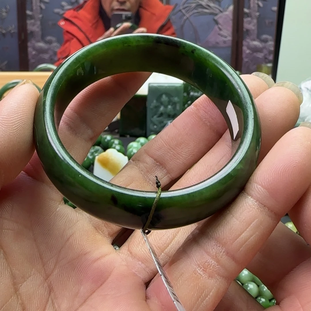 和田玉未镶嵌珠宝奇石