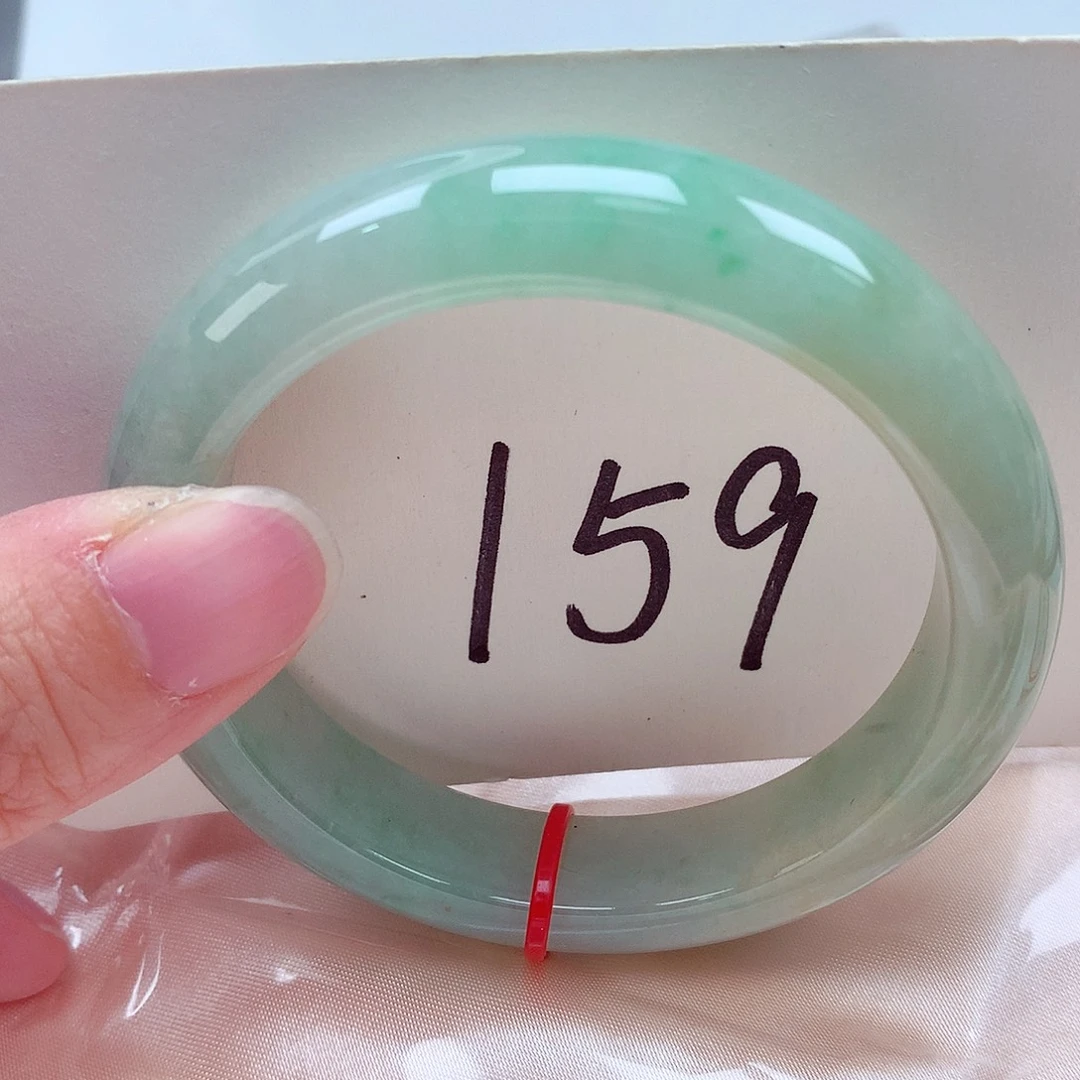 翡翠未镶嵌手镯翡翠