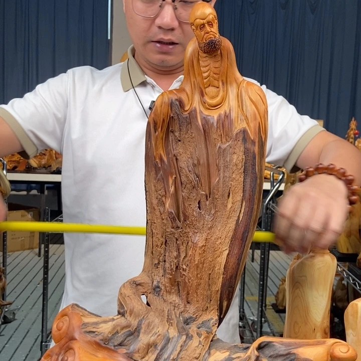 柏木（崖柏）随型摆件