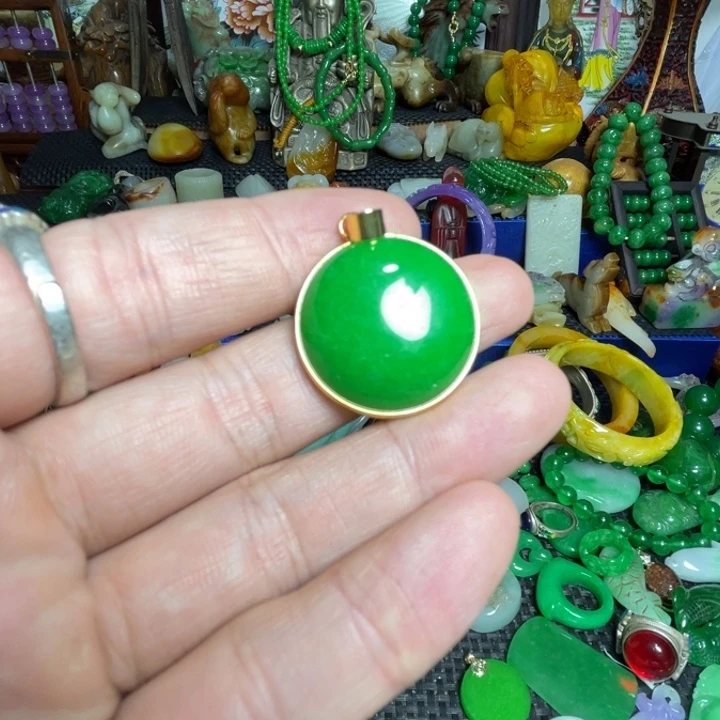 吊坠滴血莲花菩提