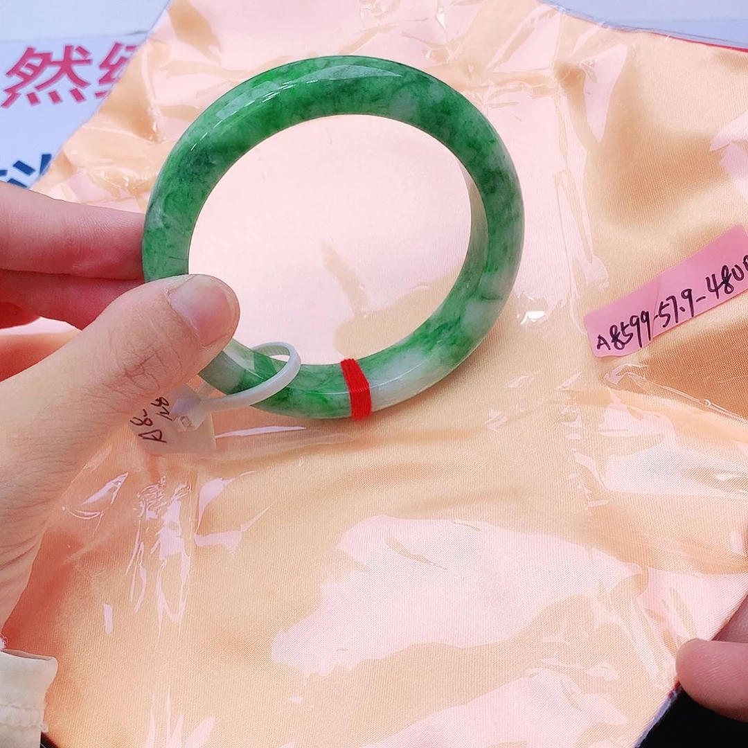 未镶嵌手镯翡翠翡翠