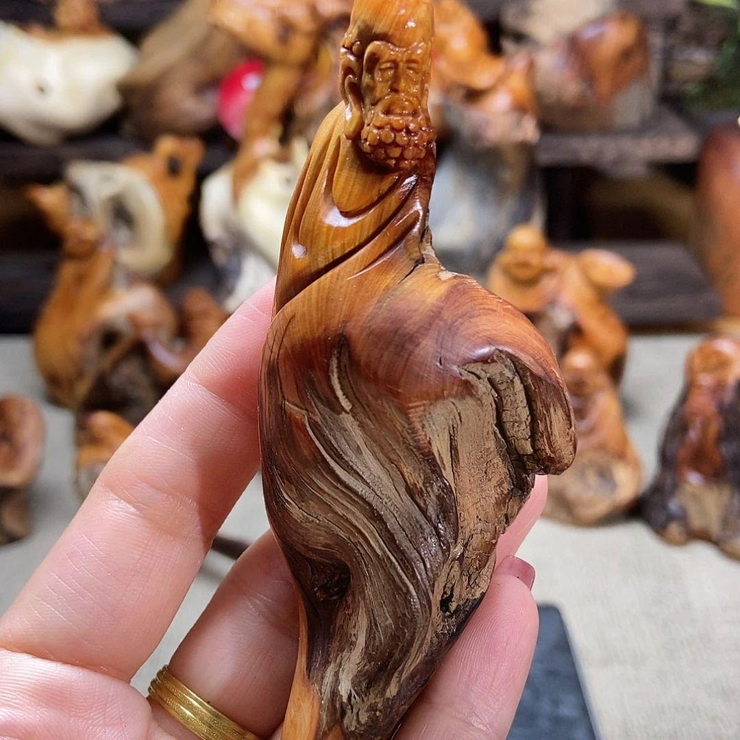 崖柏88888888888888