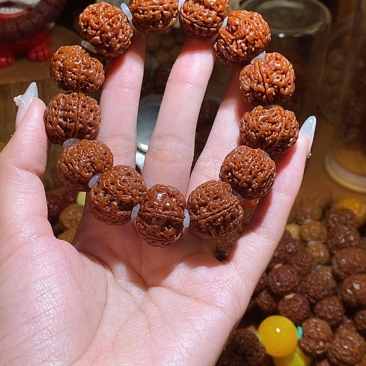 金刚菩提吊坠226玉华满肉一物