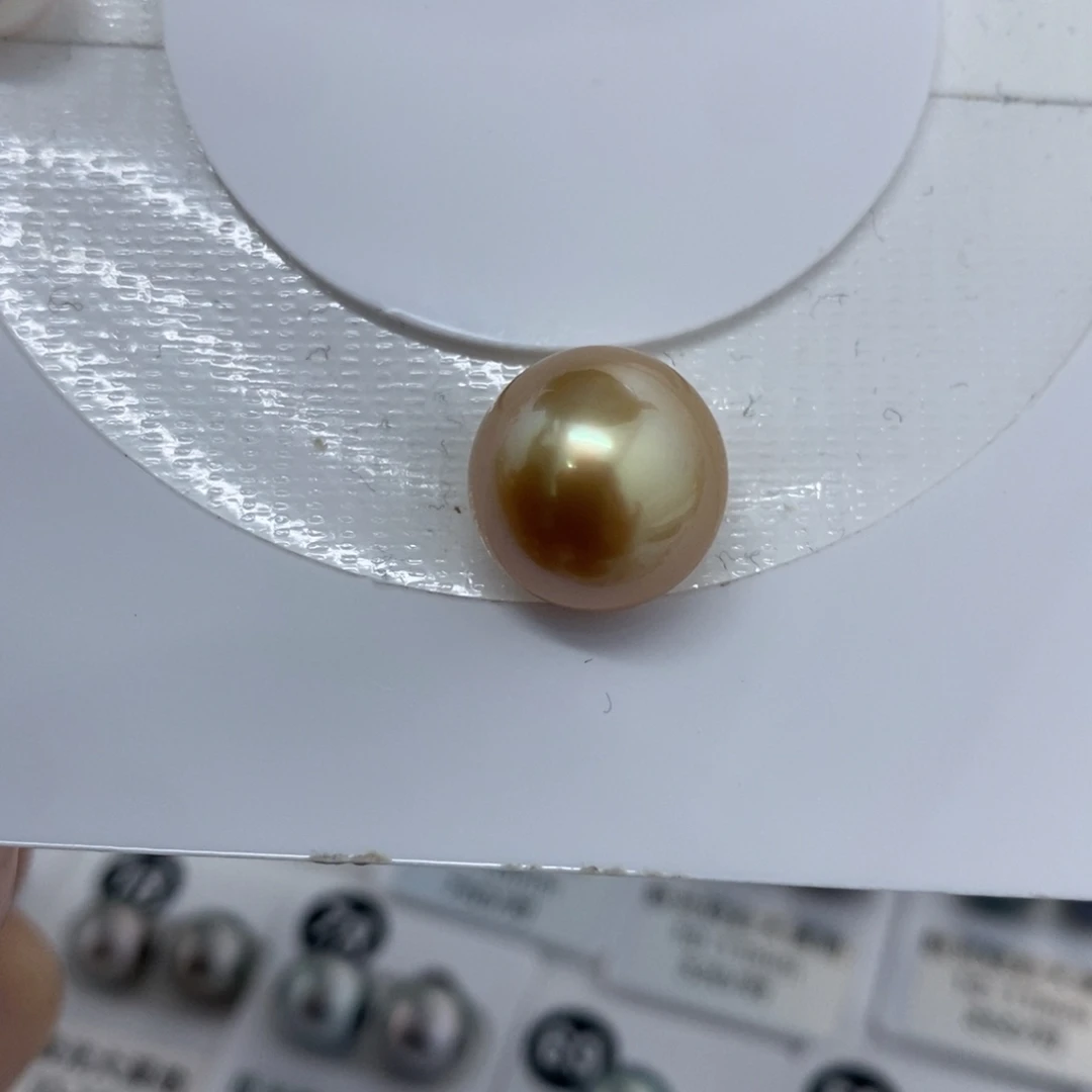 未镶嵌海水珍珠颈饰13-14mm 金珠 很圆