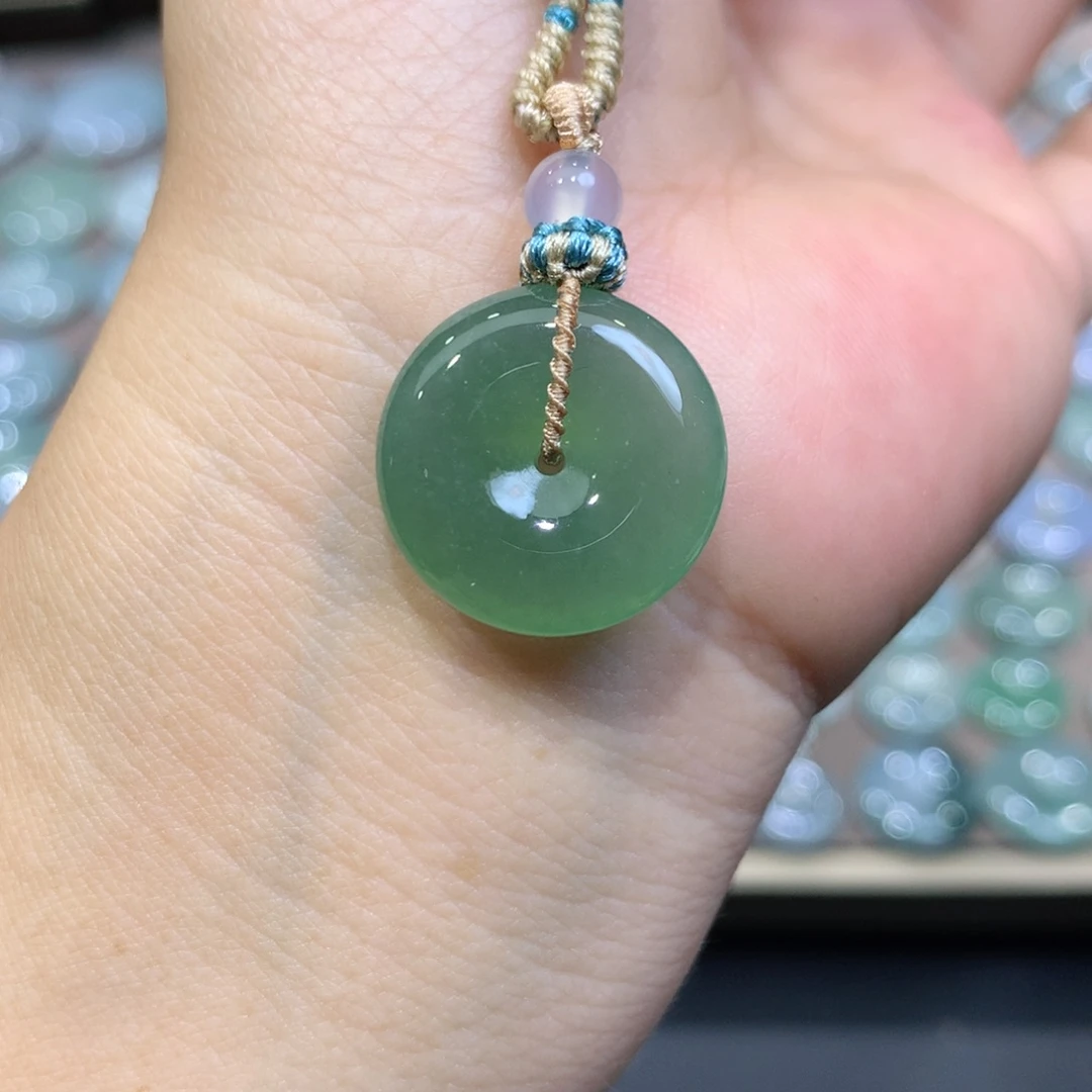 翡翠未镶嵌颈饰平安扣 18.6*5.2