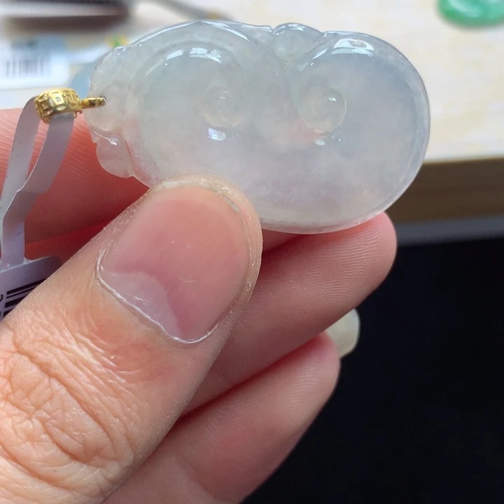 翡翠未镶嵌颈饰吊坠