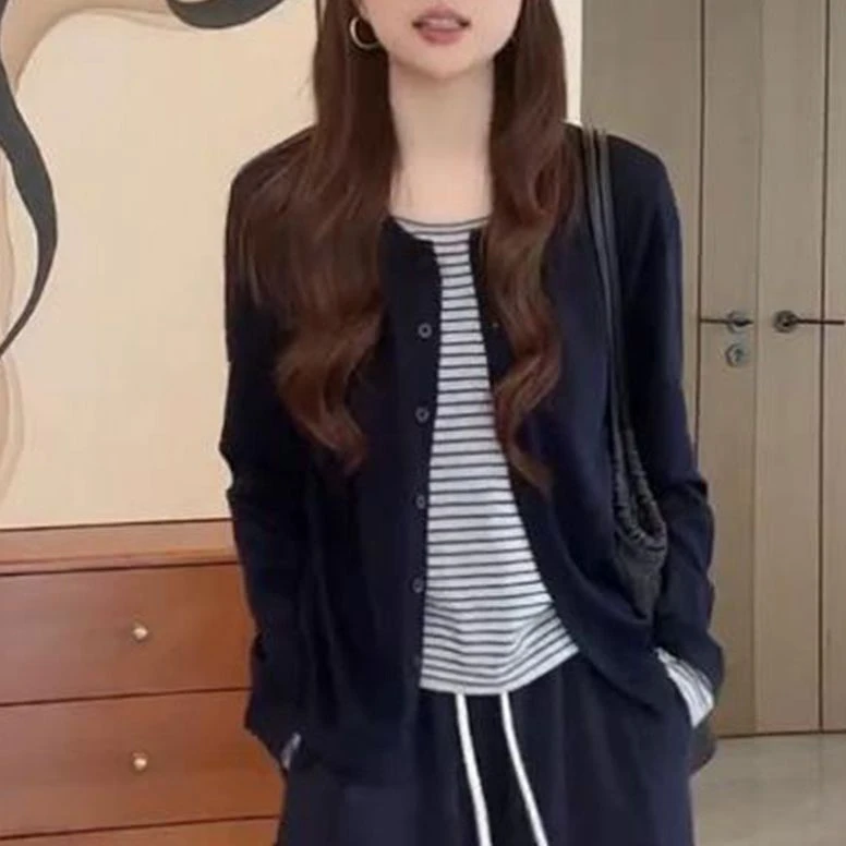 撞色假两件拼接针织衫女士2026秋季新款显瘦减龄气质长袖百搭上衣