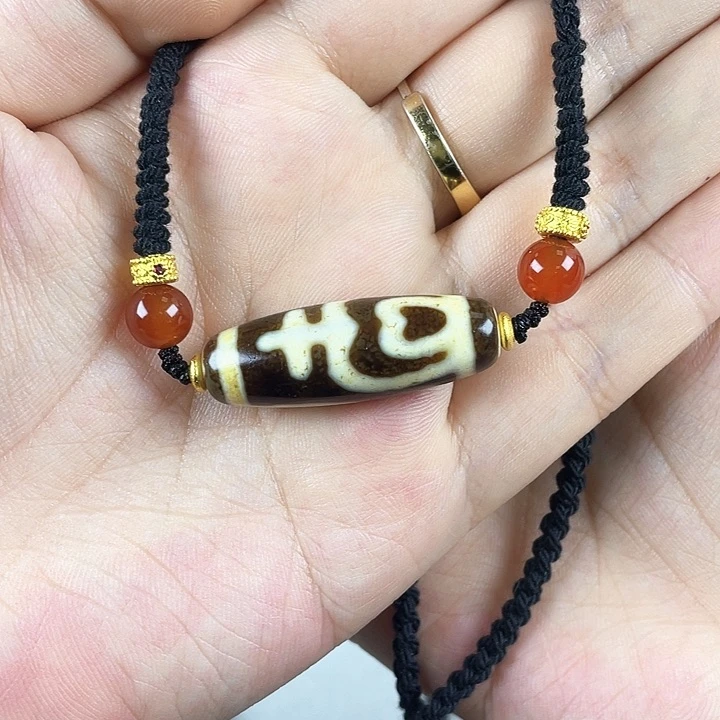 玛瑙/玉髓颈饰合金