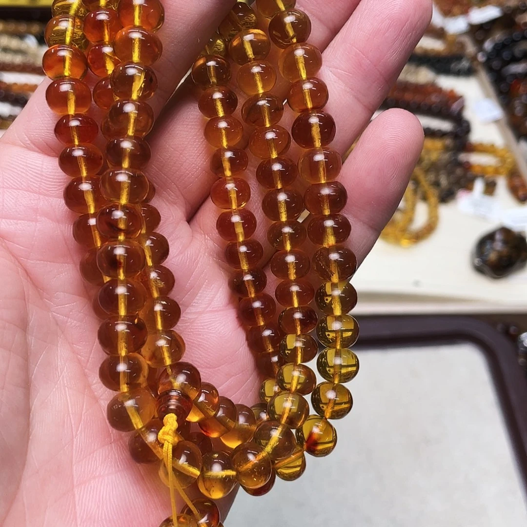 又***木未镶嵌琥珀裸石八