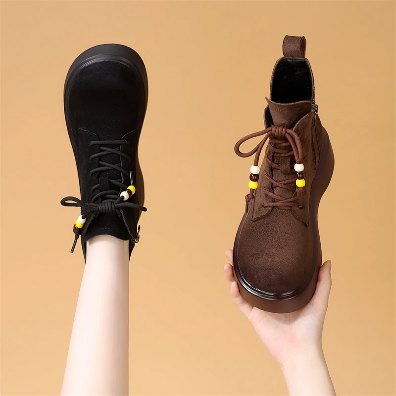 复古厚底炸街小短靴女2025秋冬新款增高软底显脚小加绒百搭马丁靴